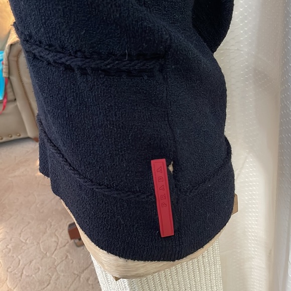 Prada via NM vintage tank with 3 vertical ribbed stripes in front. Size EU L - Picture 4 of 9